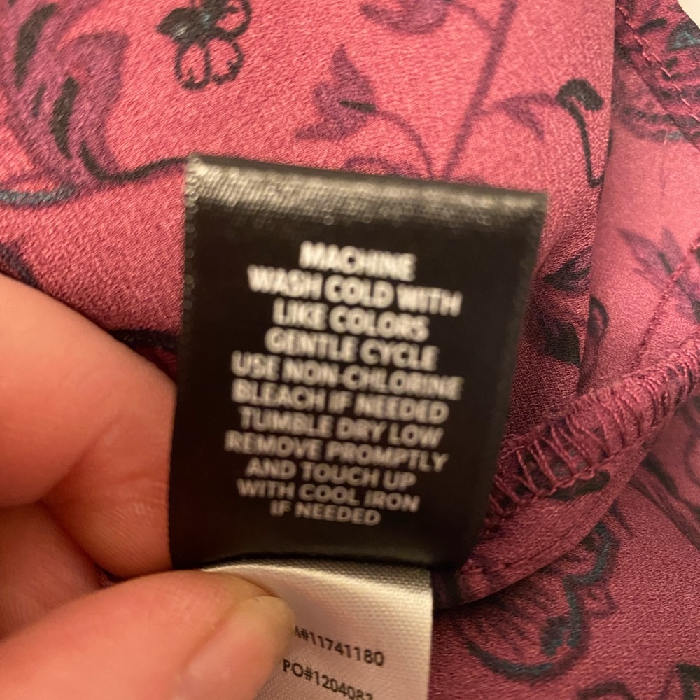 Torrid size 4 top in excellent condition - Picture 5 of 7